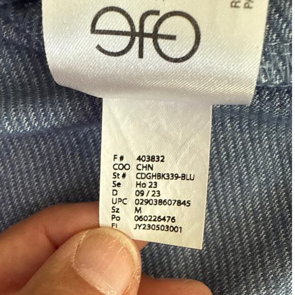 GH Bass & Co Womens Snap Front Collared Shirt Medium Oversized Striped Casual - Picture 6 of 11